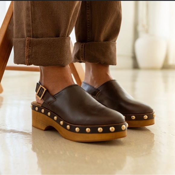 Kelsi Dagger Black Leather Loafers with Slip-On Design - Picture 9 of 9